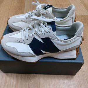 뉴발란스327 남녀공용