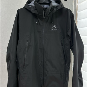 아크테릭스 베타 AR 고어텍스 재킷 블랙 / L