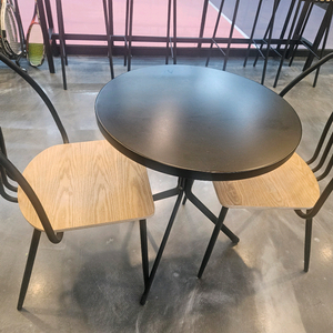 카페용 원형테이블 의자 세트