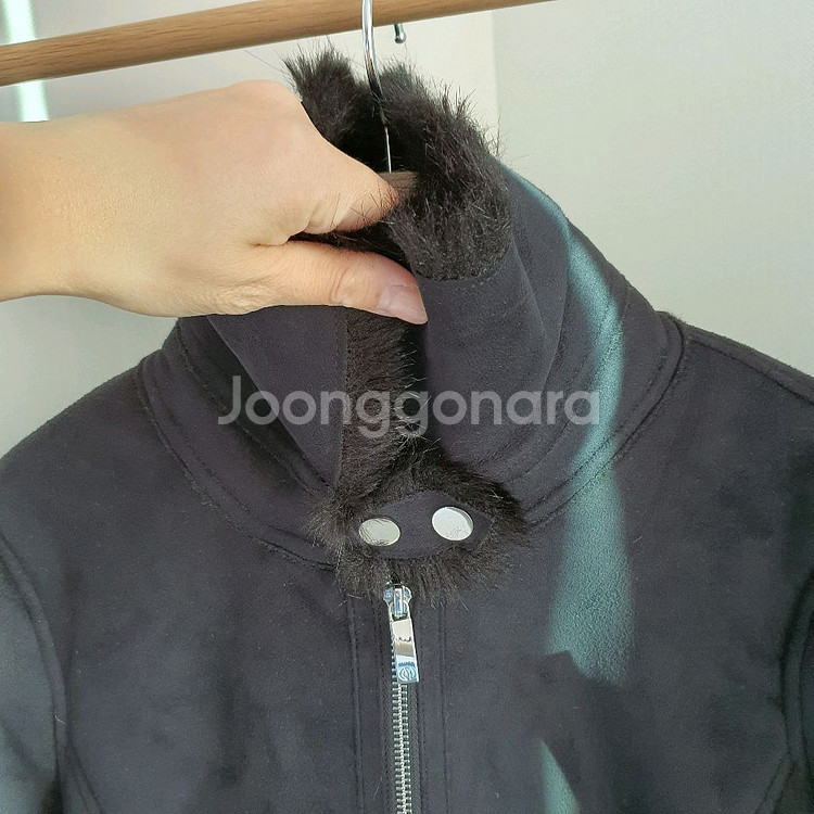 알마니 진 무스탕--2