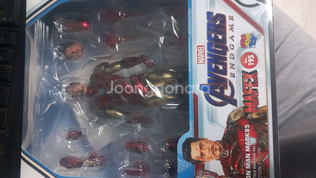 마펙스(mafex)배틀데미지 마크85--0