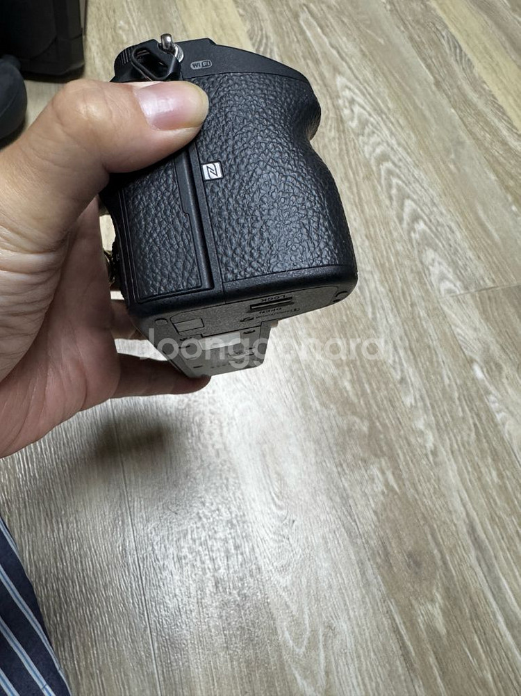 [S급] 소니 A7R3(ILCE-7RM3) 5천컷 풀박스·배터리 / 140만원 / 직거래--5