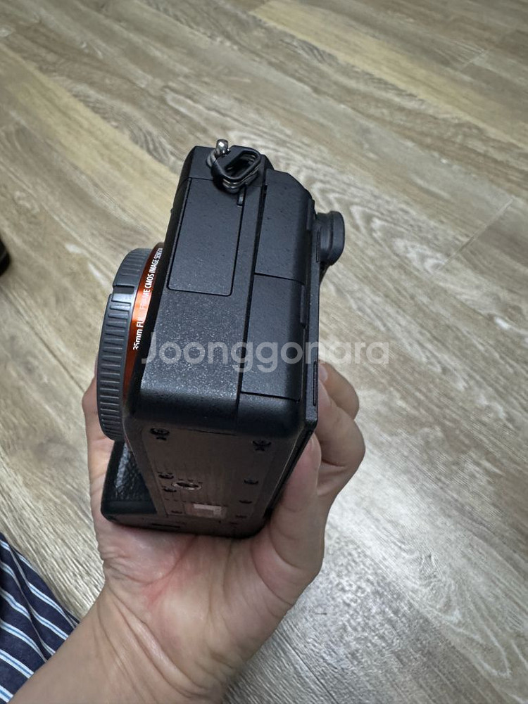 [S급] 소니 A7R3(ILCE-7RM3) 5천컷 풀박스·배터리 / 140만원 / 직거래--6