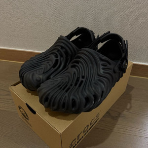 크록스 살레헤 벰버리 42