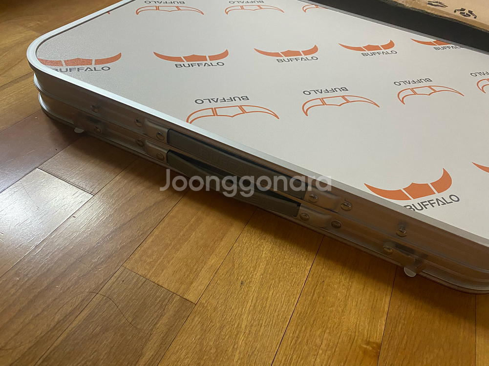 [미사용]버팔로 테이블 의자 세트--8