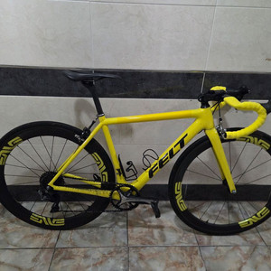 펠트 풀카본 로드 자전거 반차