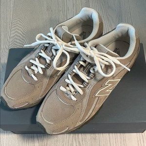 뉴발란스204 머쉬룸235