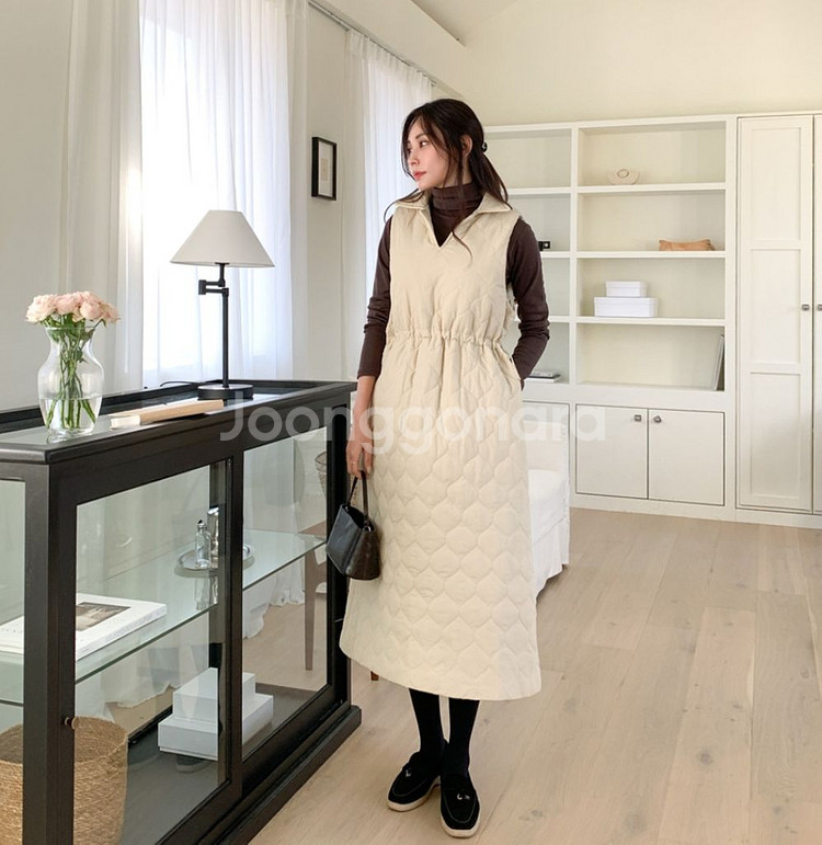 새상품) 가볍고 따뜻 퀼팅 조끼 롱원피스 누빔 롱원피스--2