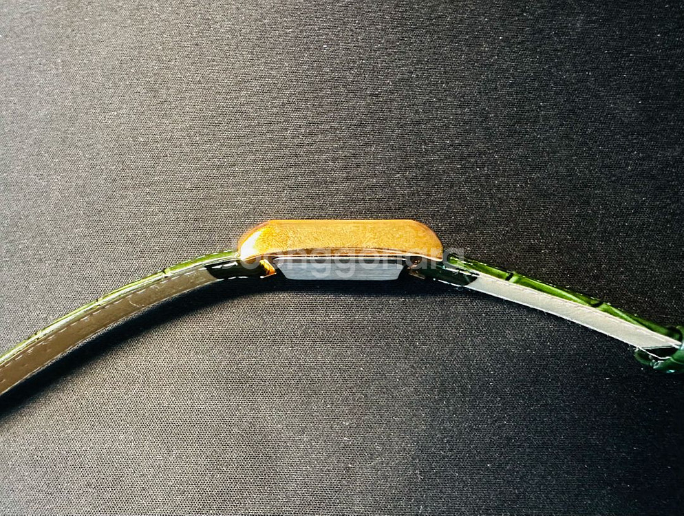 Ciloa 금장 점핑아워 빈티지 쿼츠 시계 판매--3