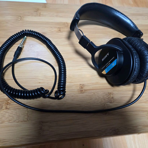 SONY 소니 MDR 7506 헤드폰