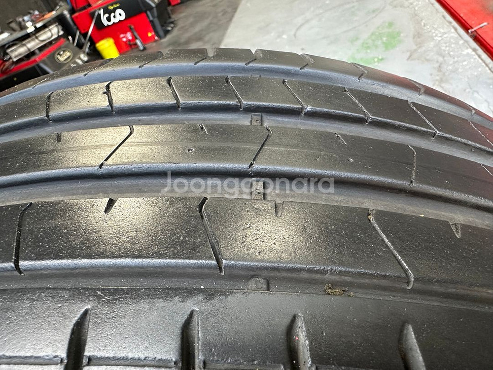 245 40 20,275 35 20 피렐리 피제로 런플렛 중고타이어 한대분 판매--4