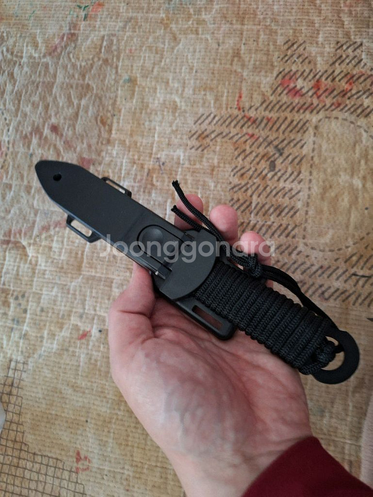 캠핑나이프 새거미사용 새거톱날있고밴드있어서 팔이나 다리--4