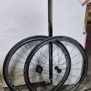 펄크럼 레이싱 스포츠 휠셋