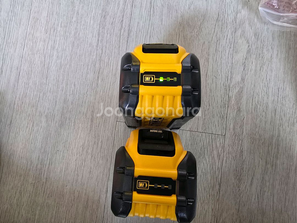 디월트플랙스볼트배터리--1