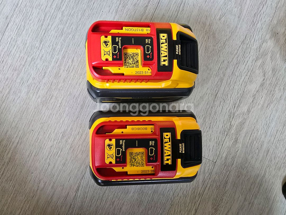 디월트플랙스볼트배터리--2