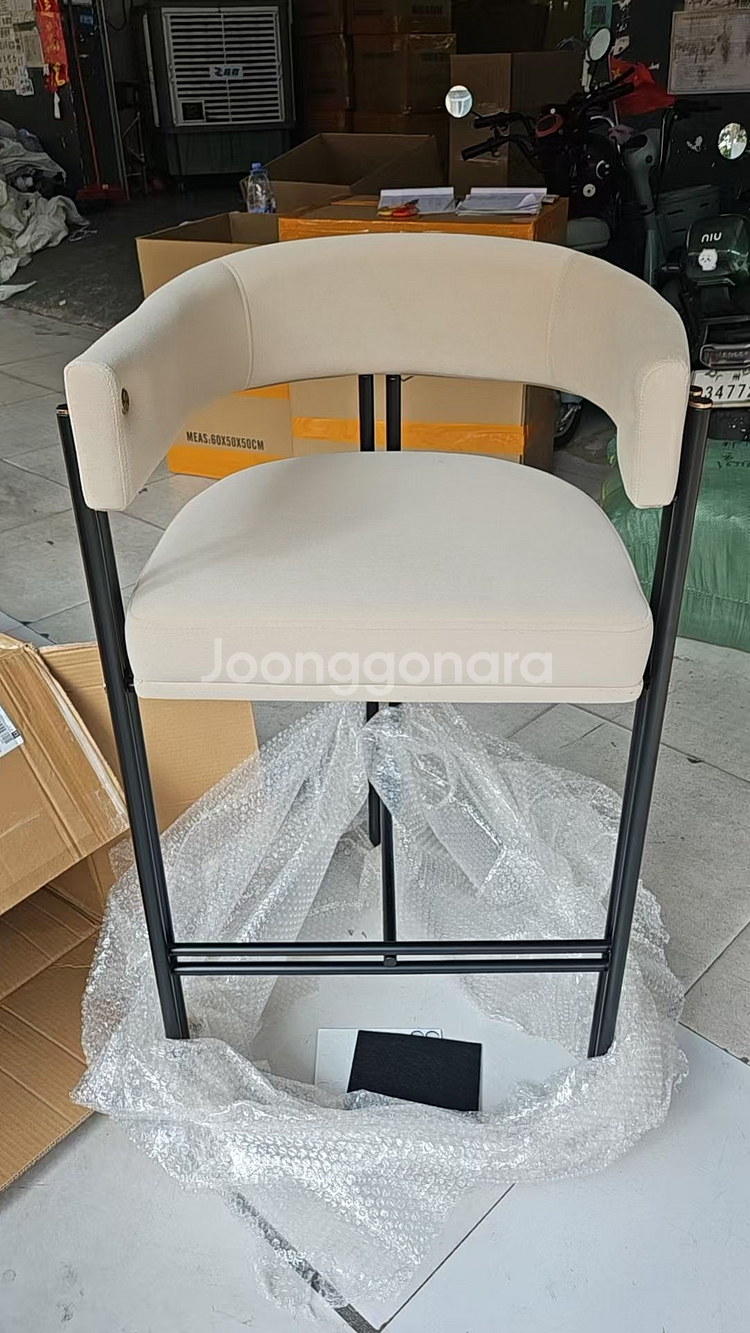 바의자 새제품 18개판매합니다.(각개가능,각개시 일정조율필요)--0