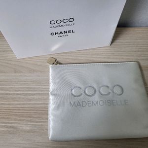 정품) 샤넬 아이보리 실크 파우치 (코스메틱)