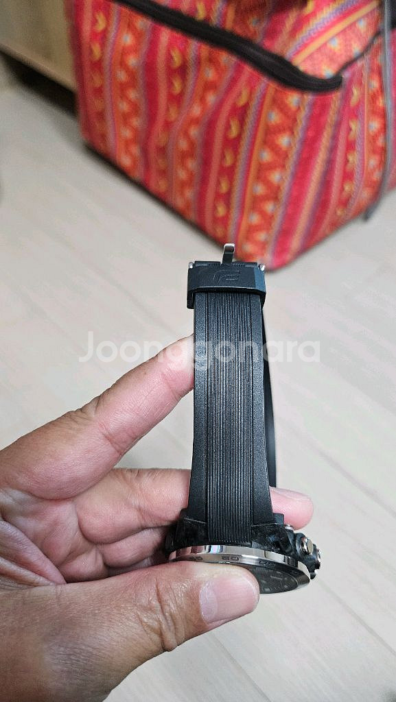 카시오 에디피스 ECB-40P-1ADF--1