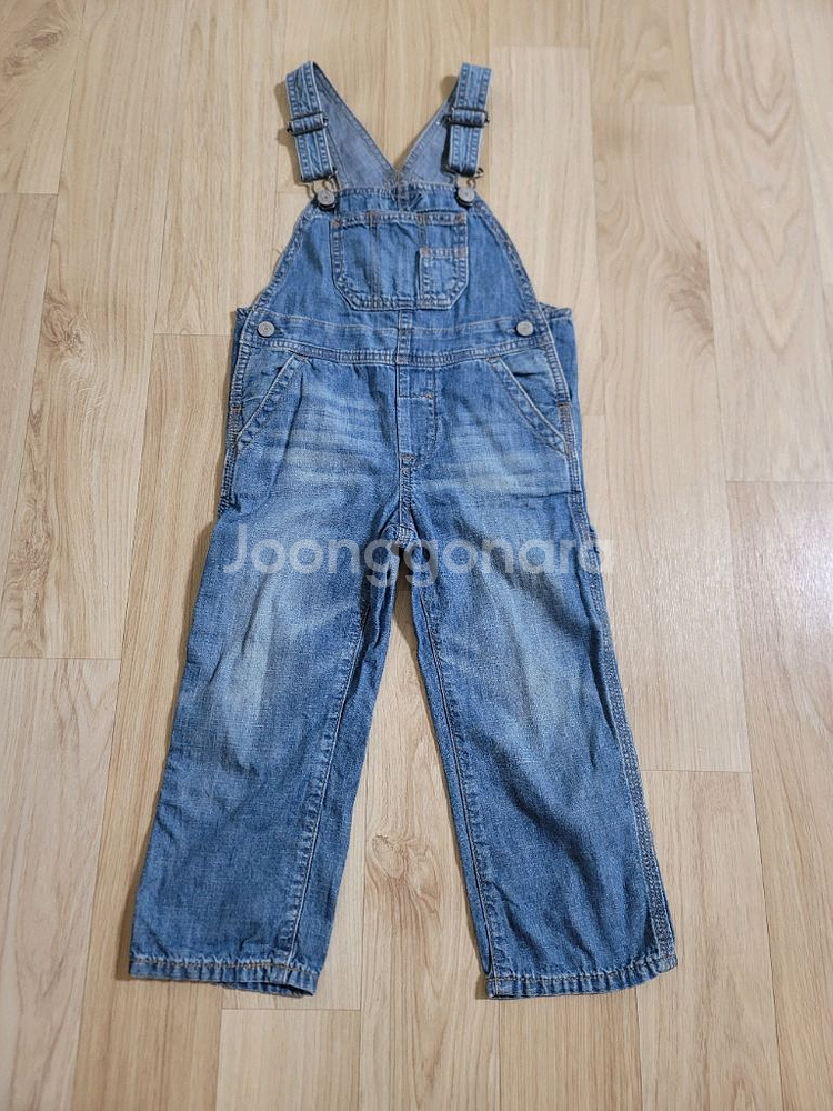 남아옷110 몽땅10벌 9천원.갭멜빵바지.H&M티.트레이닝셋업2벌.코코리따바지.핀앤핏후드집업 등--0