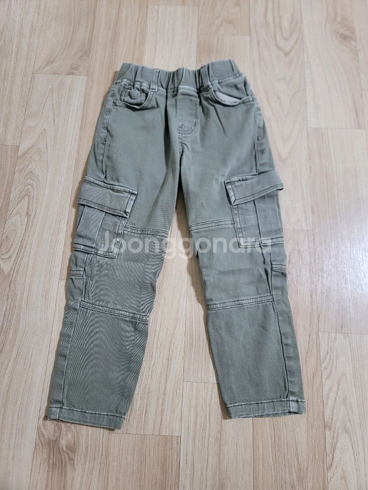 남아옷110 몽땅10벌 9천원.갭멜빵바지.H&M티.트레이닝셋업2벌.코코리따바지.핀앤핏후드집업 등--4