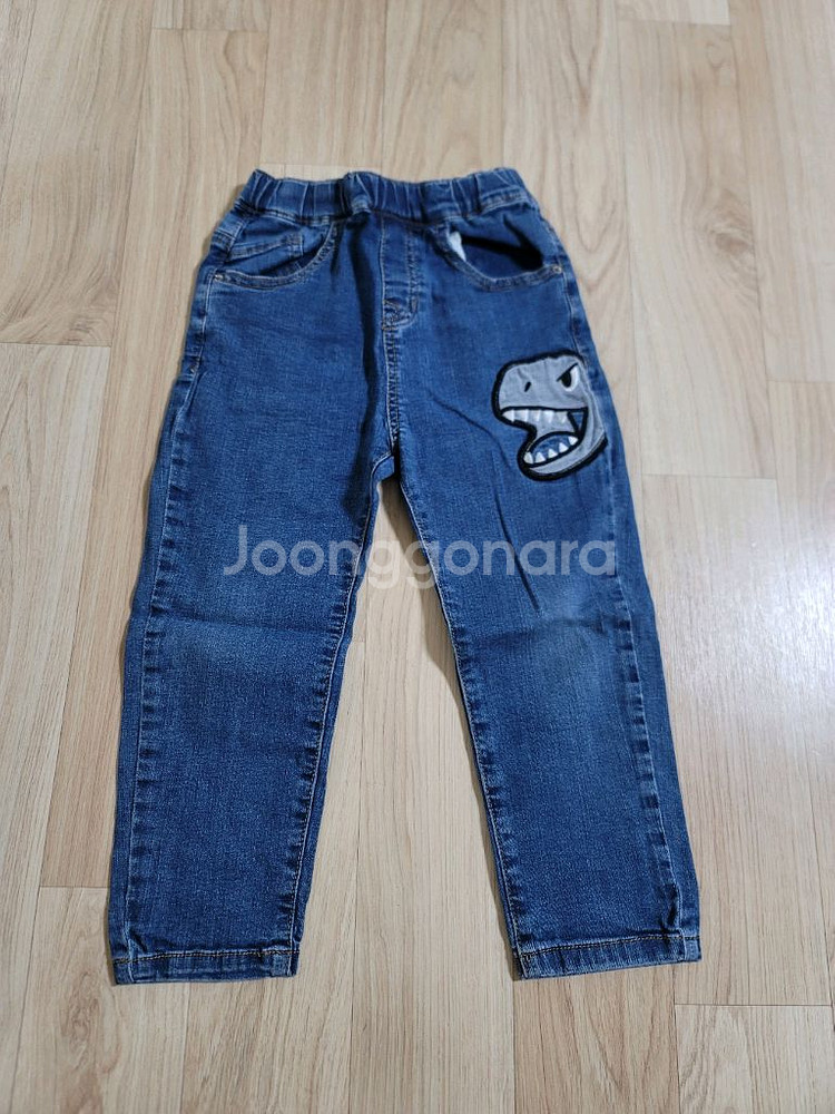 남아옷110 몽땅10벌 9천원.갭멜빵바지.H&M티.트레이닝셋업2벌.코코리따바지.핀앤핏후드집업 등--2