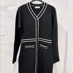 (11/2업뎃) 룩캐스트 블랙 미니 니트원피스