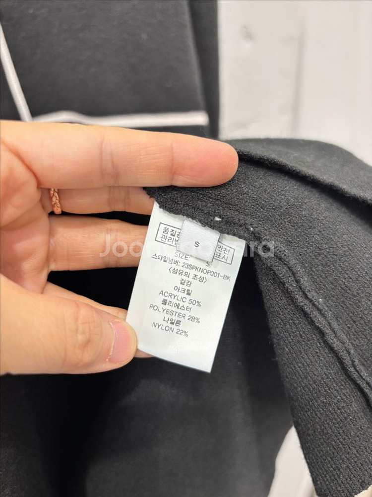 (11/2업뎃) 룩캐스트 블랙 미니 니트원피스--4