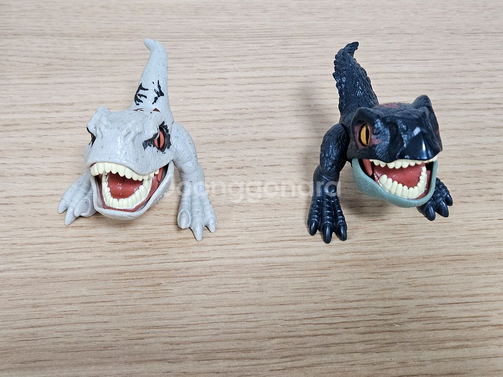 쥬라기월드 와일드팝업피규어--0