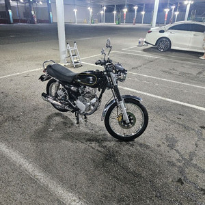 SYM 울프 클래식 125 오토바이 판매합니다