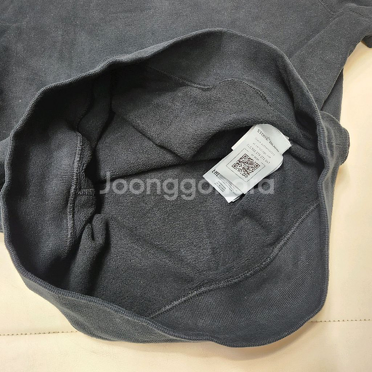 정품 스톤아일랜드 남성 기모 맨투맨 티셔츠 L--7