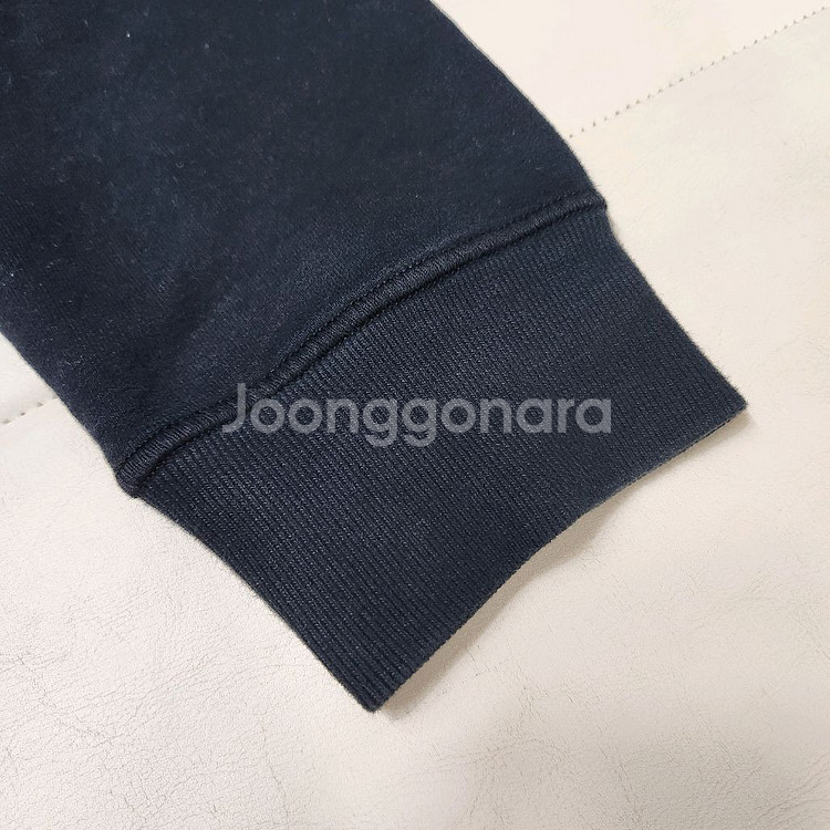 정품 스톤아일랜드 남성 기모 맨투맨 티셔츠 L--6