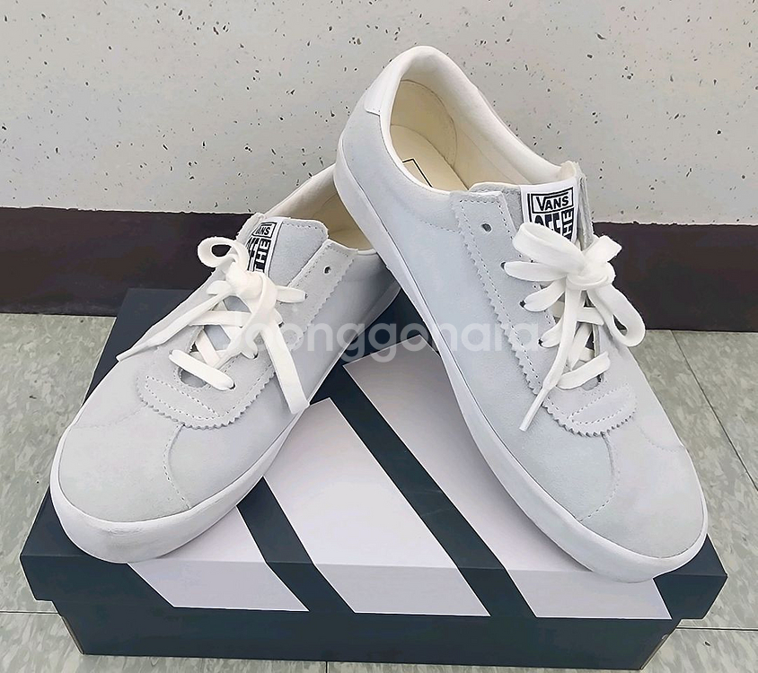 반스 신형 디자인 남녀공용 어센틱 스니커즈-265--0