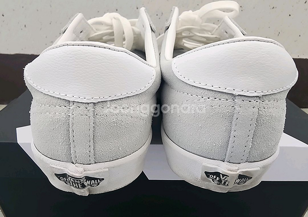 반스 신형 디자인 남녀공용 어센틱 스니커즈-265--6