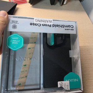 갤럭시 Z폴드7 누킨 케이스 맥세이프 카메라 스탠딩