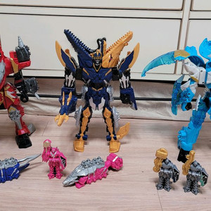 파워레인저 다이노소울 4종 팝니다.