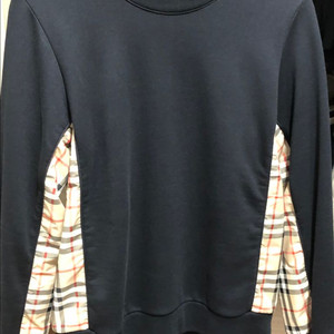 버버리 키즈 맨투맨 14y - 18만원