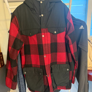 피엘라벤 그린란드 리울 레드