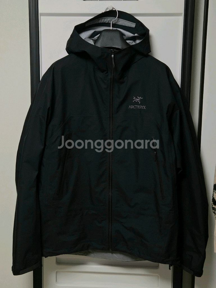 아크테릭스 베타자켓 블랙 L사이즈 구로고 새상품급 판매합니다.--0