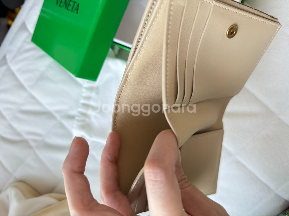 보테가 베네타 인트레치아토 반지갑--5