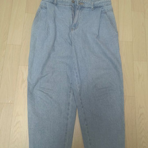 시스템옴므 청바지 급처분합니다!