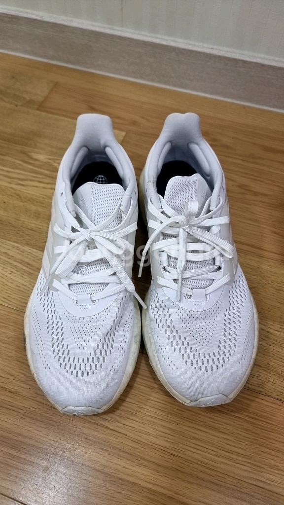 아디다스 울트라부스트 스니커즈265--1