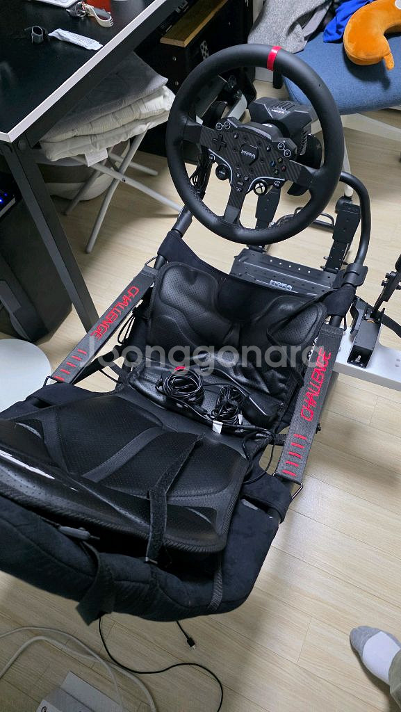 Moza r3 레이싱휠 + 플레이시트 + hf8--3