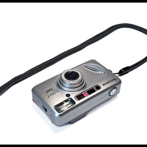 FUJIFILM Silvi 1000. 소형 고급 필카