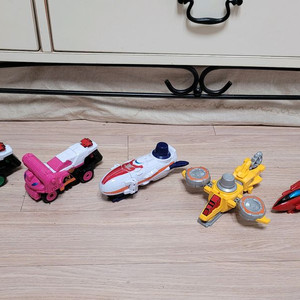 파워레인저 루팡포스 VS 패트롤포스 DX 루팡카이저