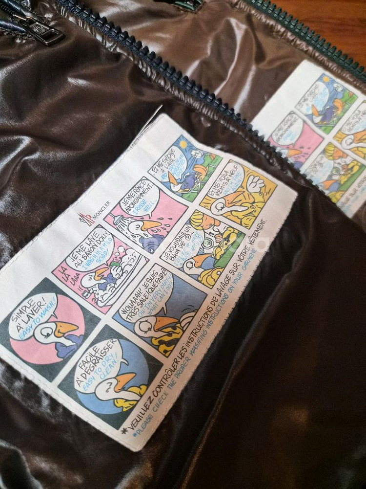 몽클레어 aubert 2사이즈 남색 (의류번호 8)--8