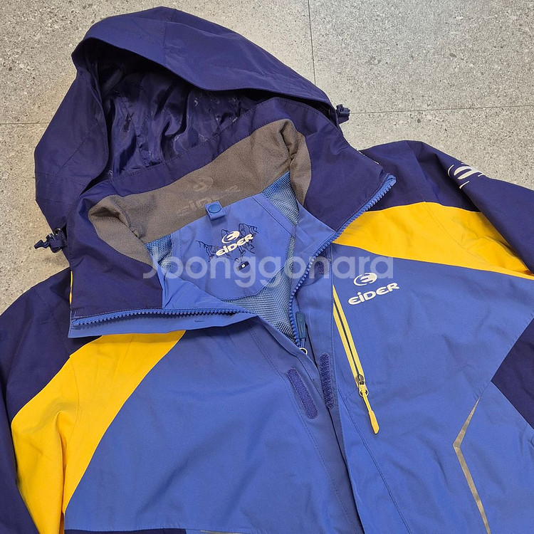 아이더 여성 바람막이 (등산복 추천)--2