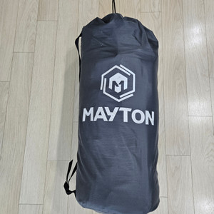 메이튼 SUV 차박 자충 매트 입니다.