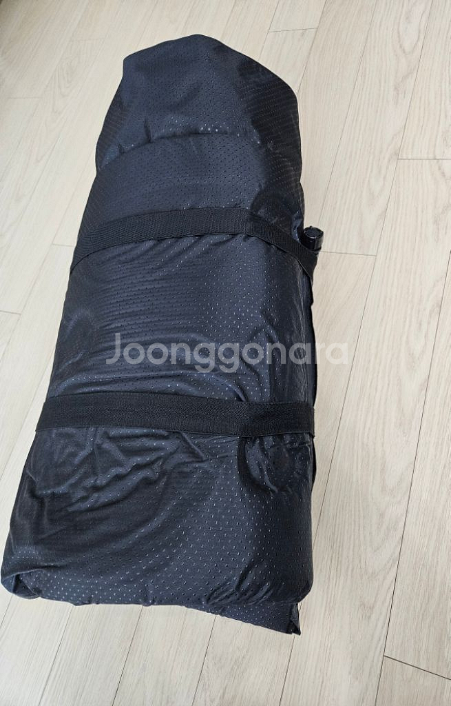 메이튼 SUV 차박 자충 매트 입니다.--1