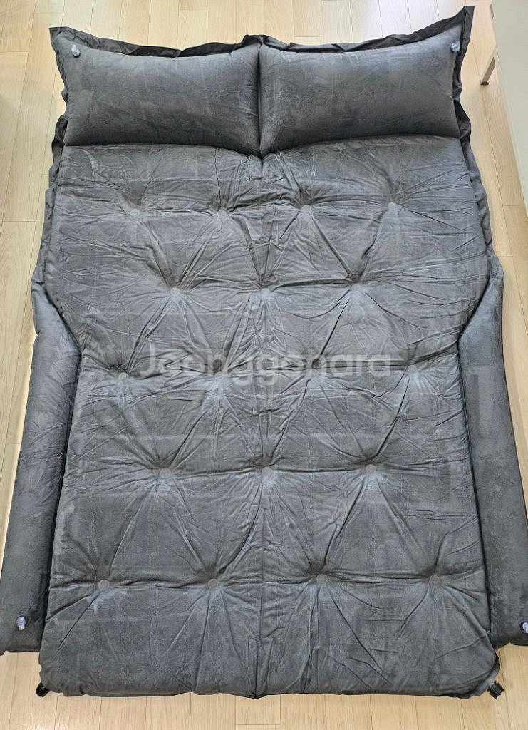 메이튼 SUV 차박 자충 매트 입니다.--3