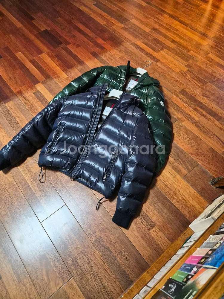 몽클레어 aubert 2 사이즈 초록색 (의류번호 9)--2